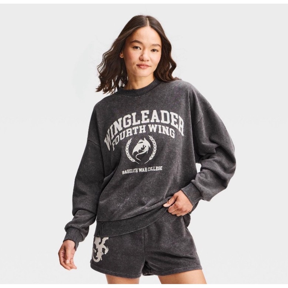 The Empyrean Fourth Wing x Target Wingleader Riorson Sweatshirt Black XL NWT